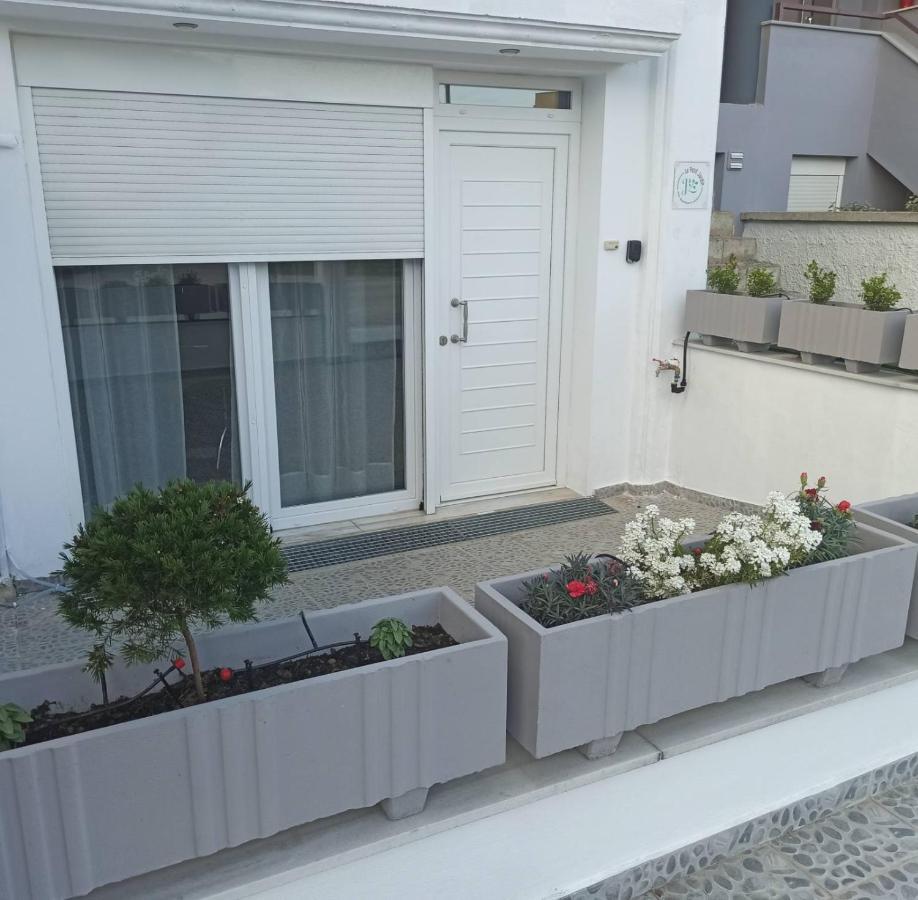 Appartamento Le Petit Jardin Volos Esterno foto